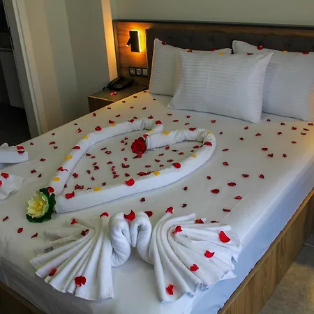 Clovers Thermal & Hotel