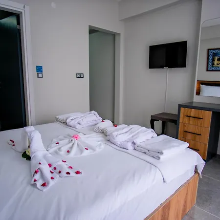 Hotel Clovers Thermal & *
